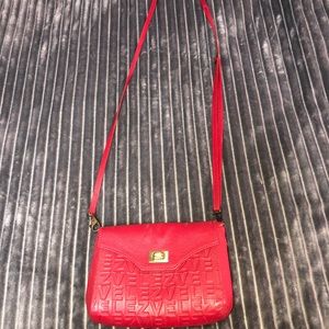 Vélez red little purse super cute and stylish